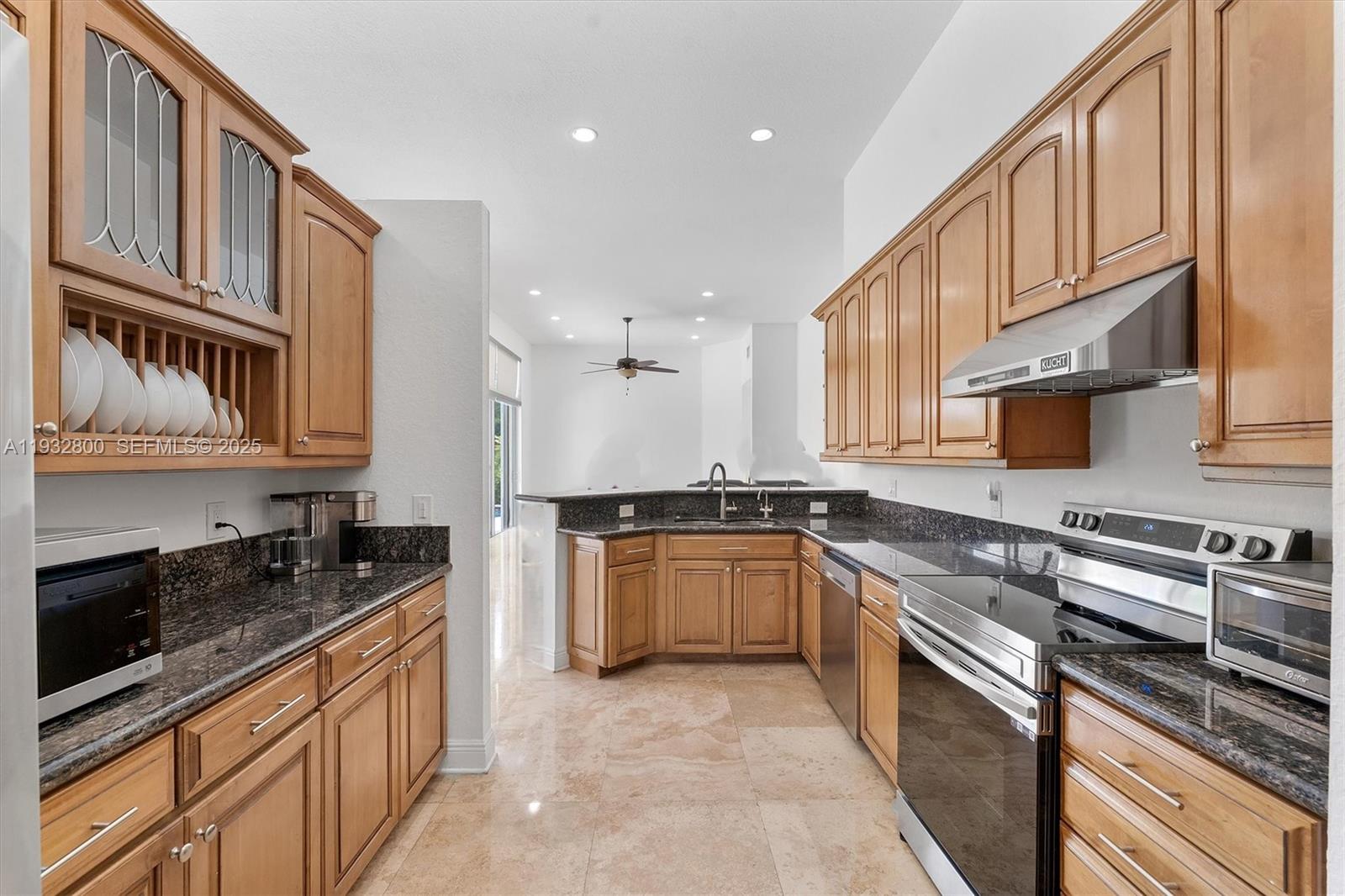 SECTOR 7 SOUTH-PARCEL 1 - Residential