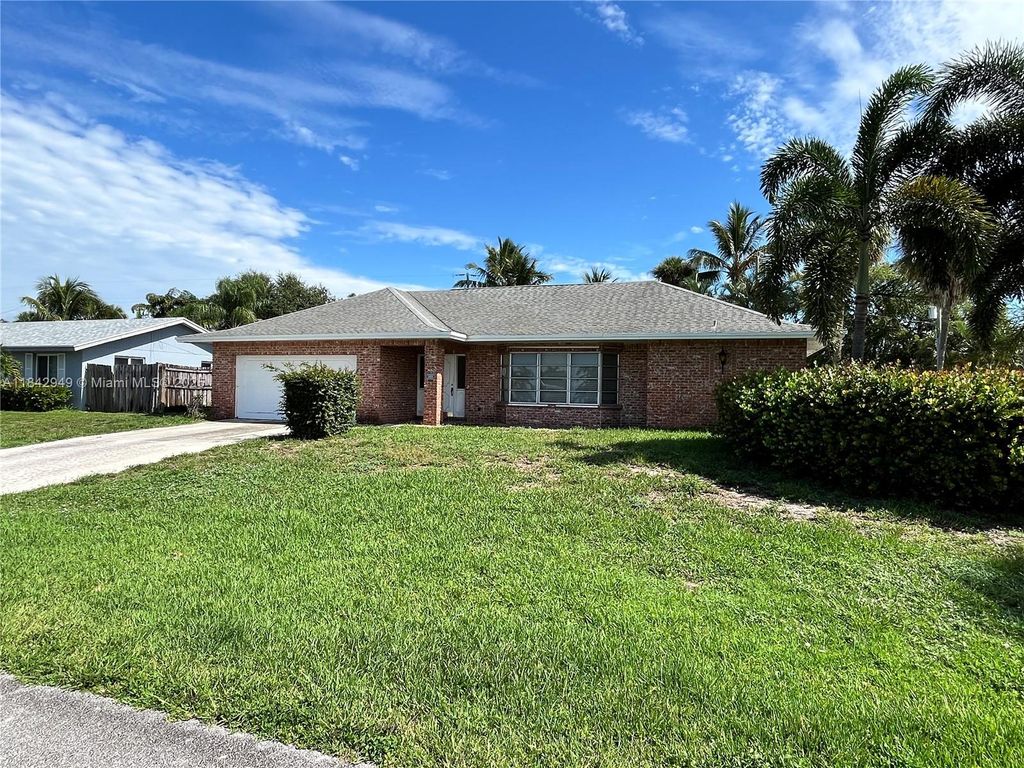 Photo of 3555 Cosmos St, Palm Beach Gardens, FL 33410 (MLS # A11842949)