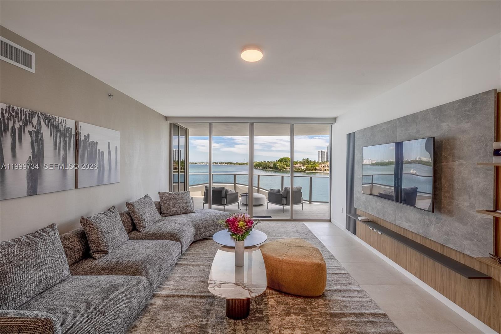 ONDA RESIDENCES - Residential