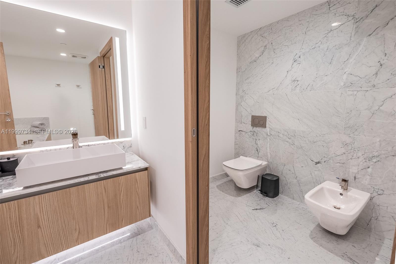 ONDA RESIDENCES - Residential