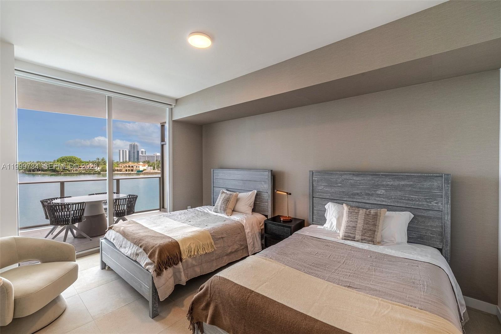 ONDA RESIDENCES - Residential