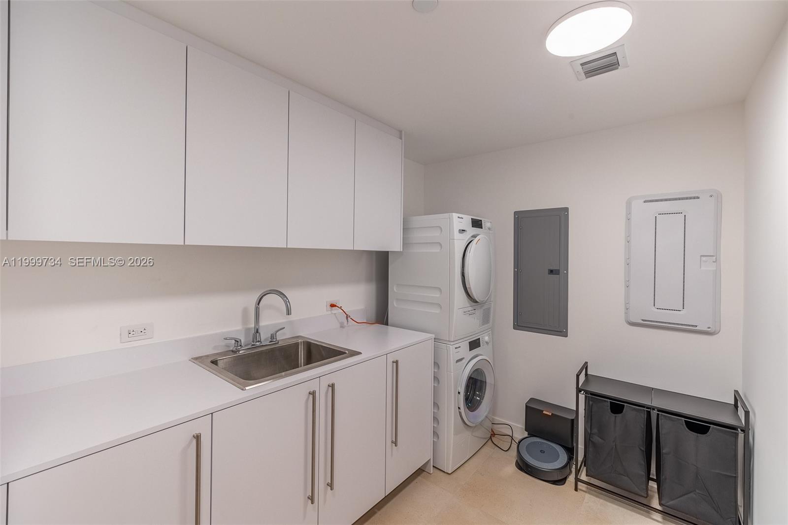 ONDA RESIDENCES - Residential