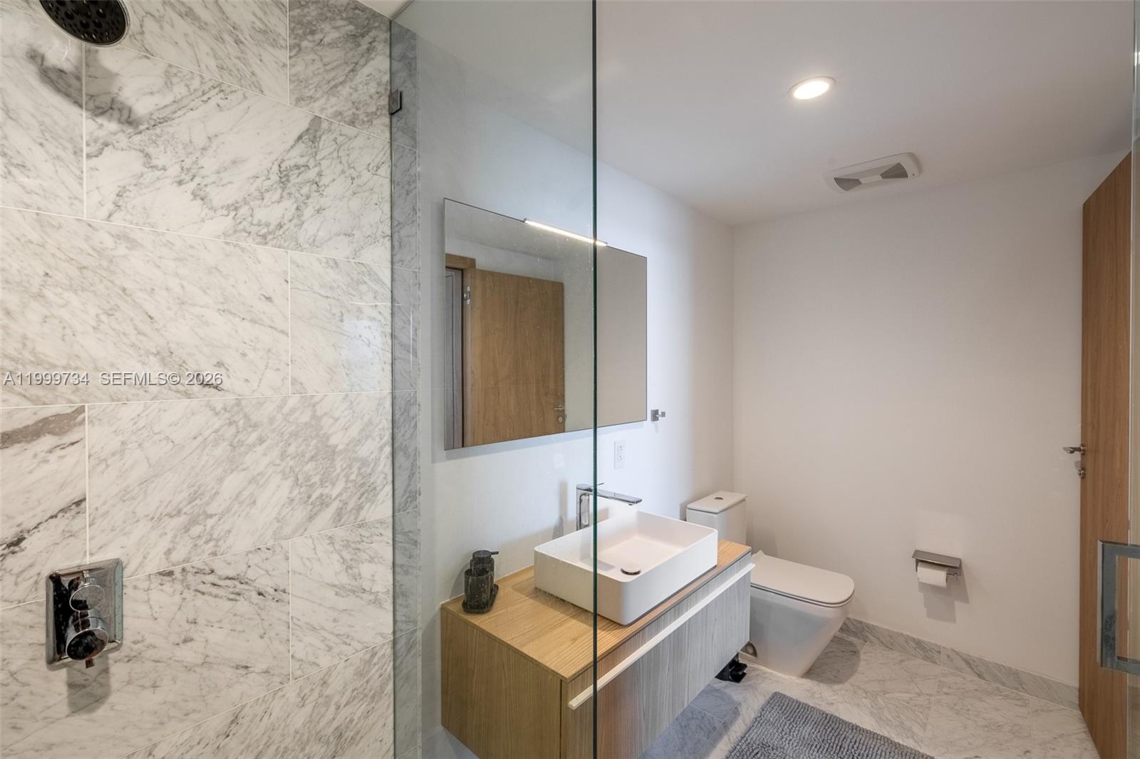 ONDA RESIDENCES - Residential