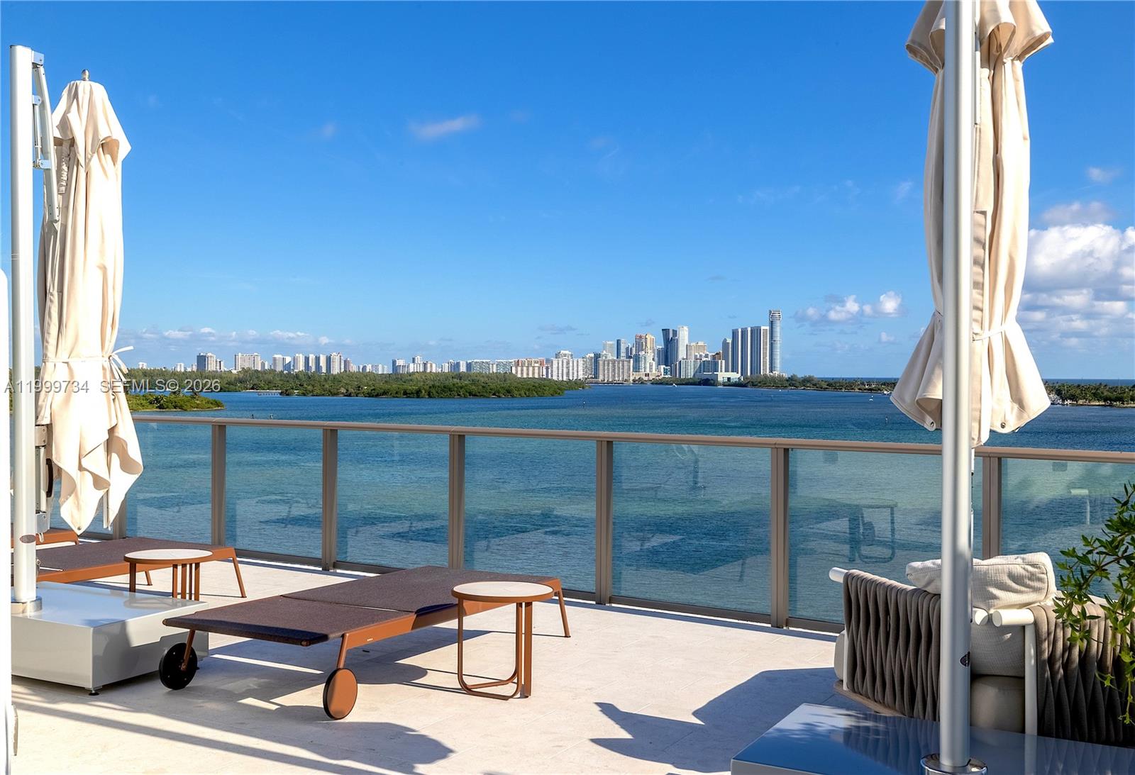 ONDA RESIDENCES - Residential