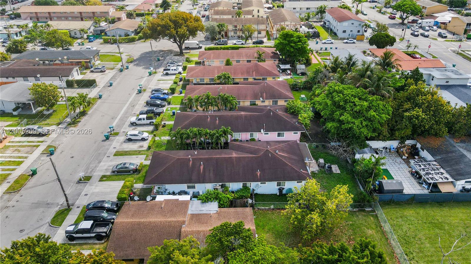 SWEETWATER GROVES .14 AC - Residential Income