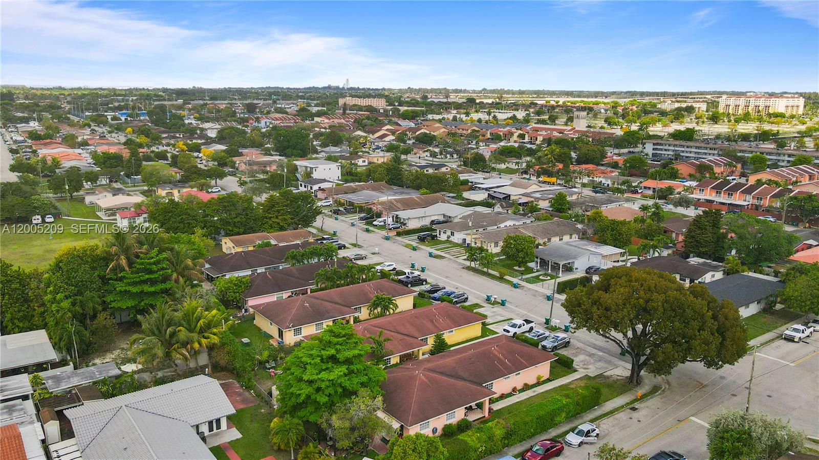 SWEETWATER GROVES .14 AC - Residential Income