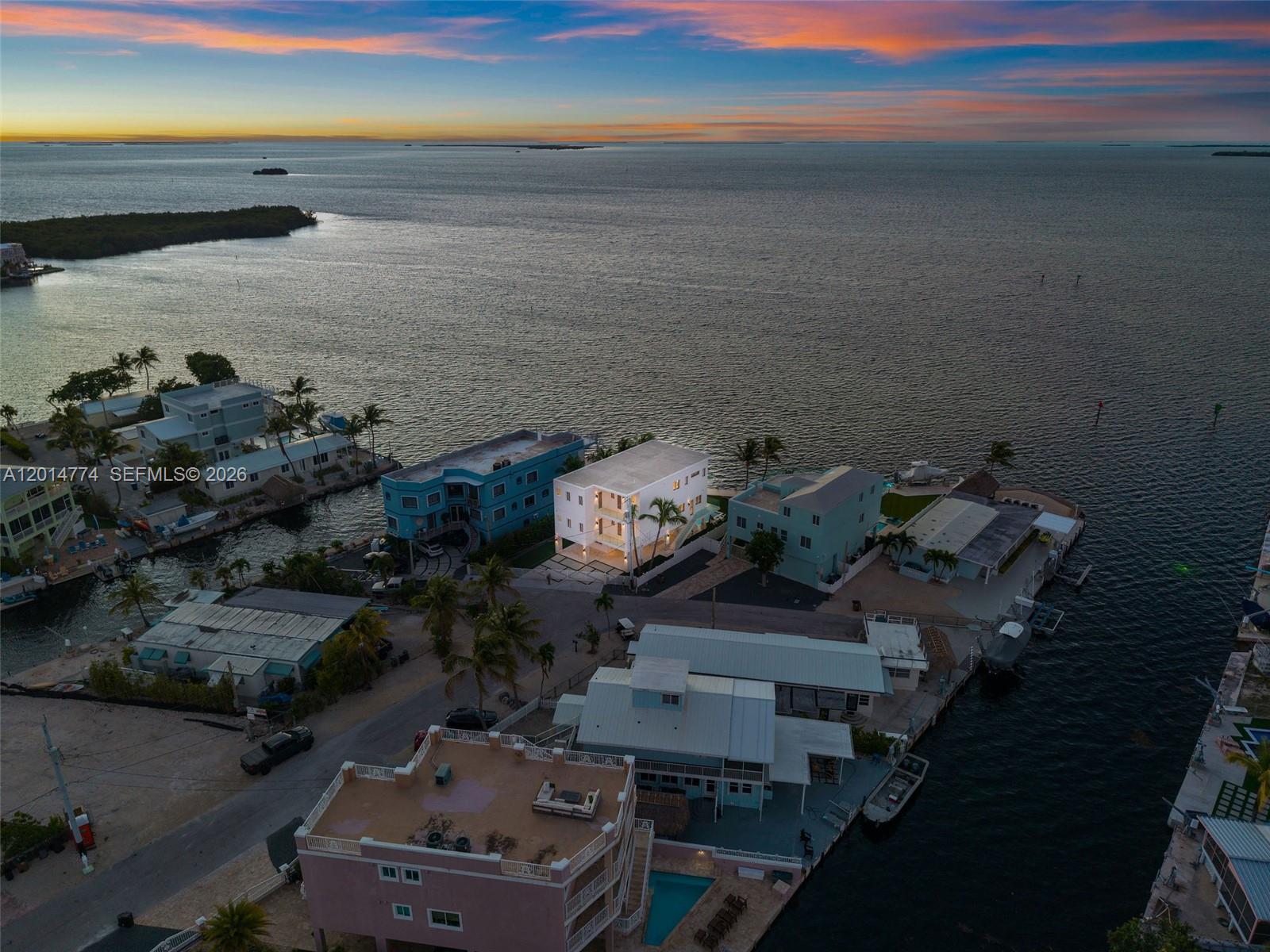 HAMMER POINT PARK - Residential