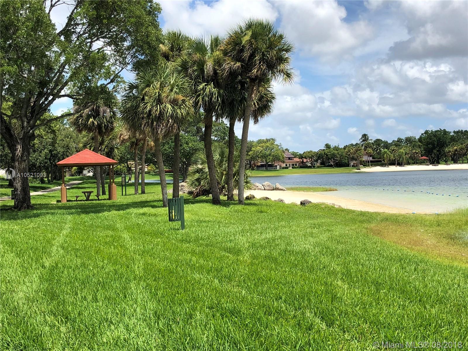 LAKEVIEW AT THE HAMMOCKS - Residential