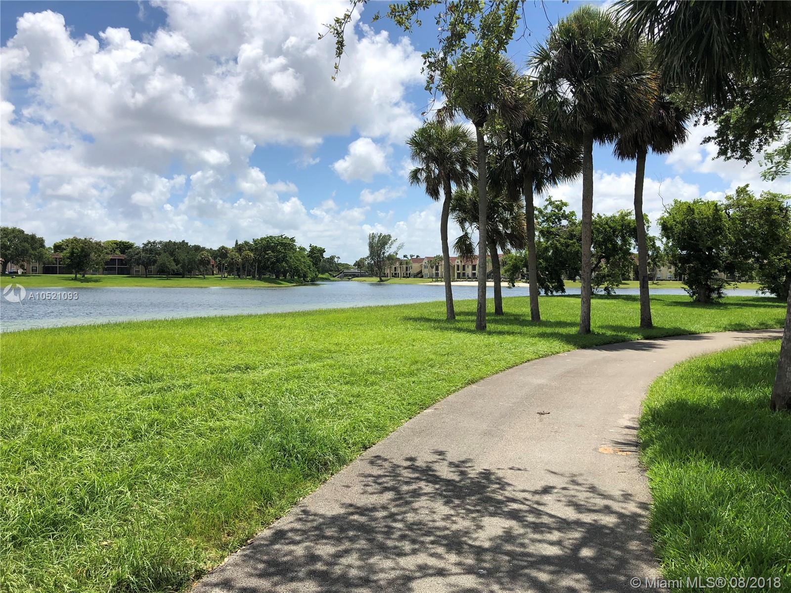 LAKEVIEW AT THE HAMMOCKS - Residential