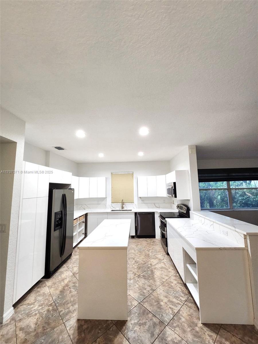 SONATA AT MISSION BAY - Residential Lease