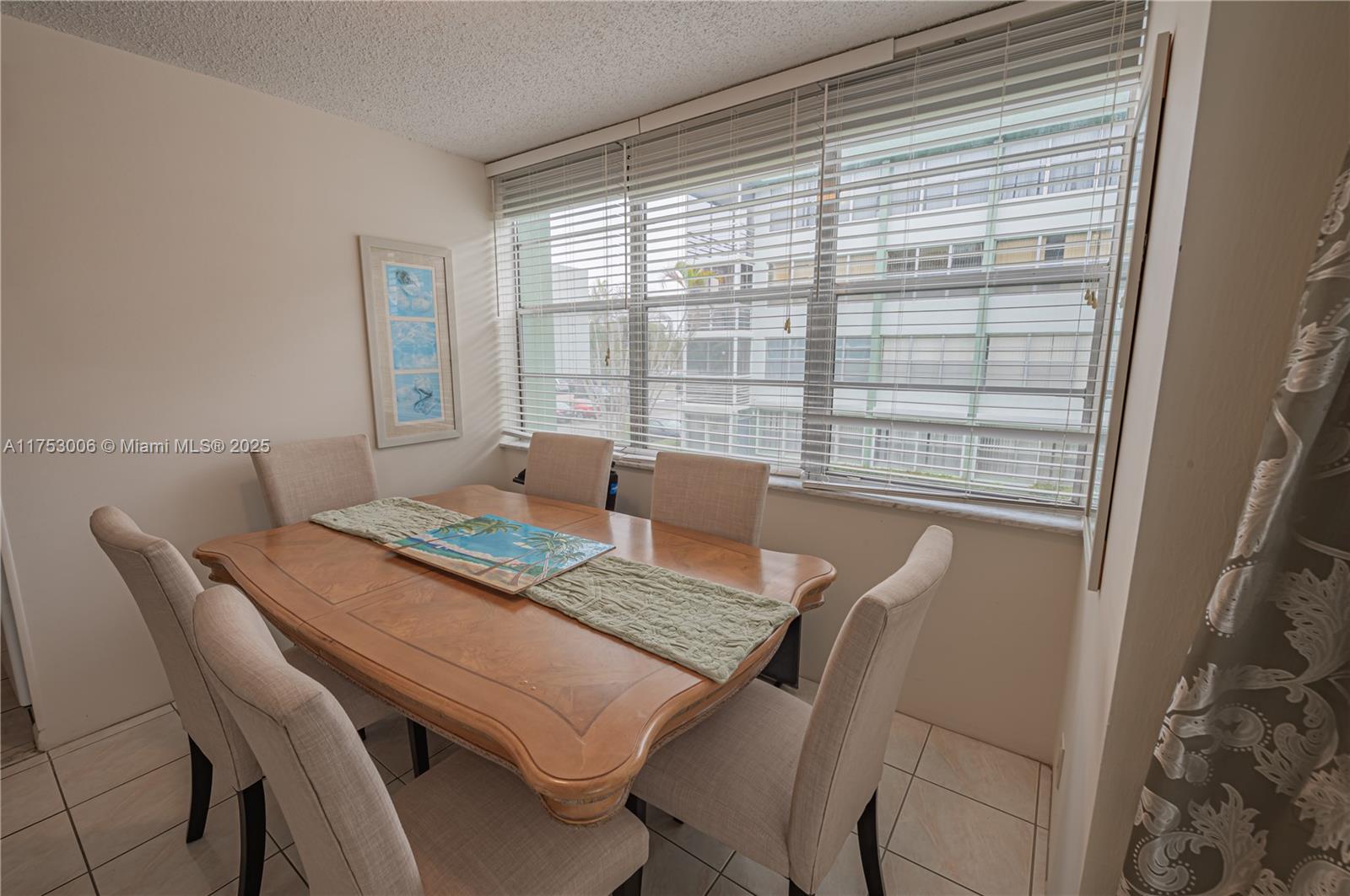 WATERGATE CONDOMINIUM - Residential