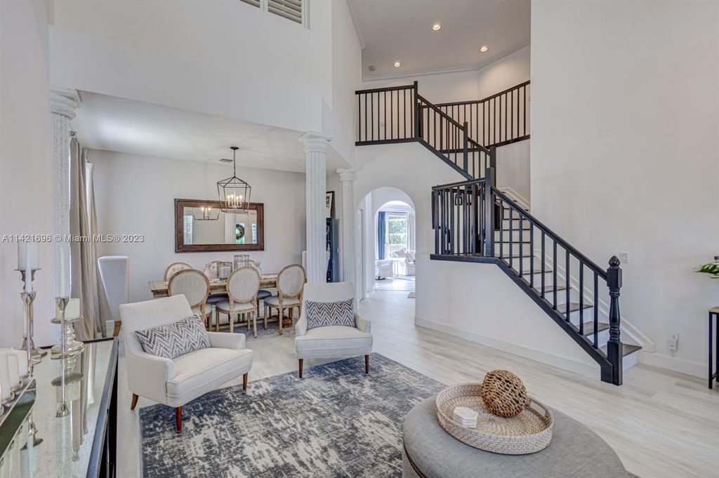 Photo of 106 Hidden Hollow Dr, Palm Beach Gardens, FL 33418 (MLS # A11421696)