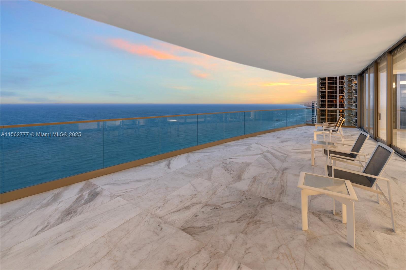 17901 Collins Ave TS3405/07