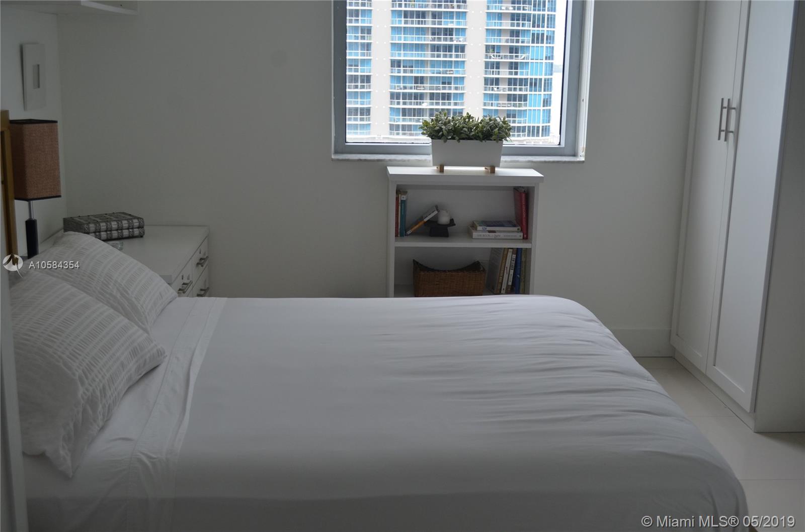 1060 BRICKELL CONDO - Residential Lease
