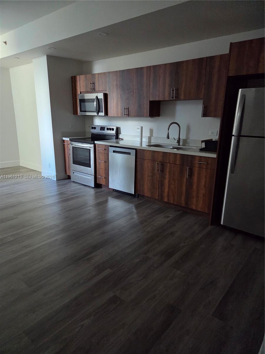 111 E Flagler St 706