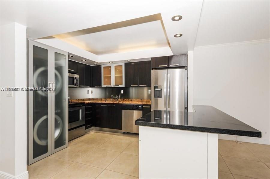 1865 Brickell Ave A406