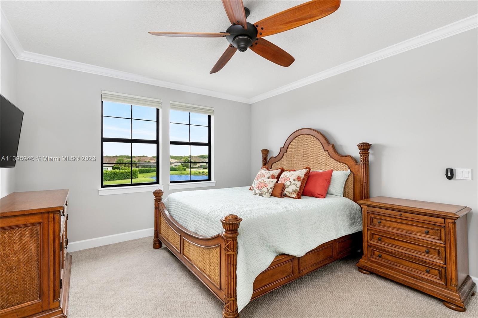 SONOMA ISLES - Residential