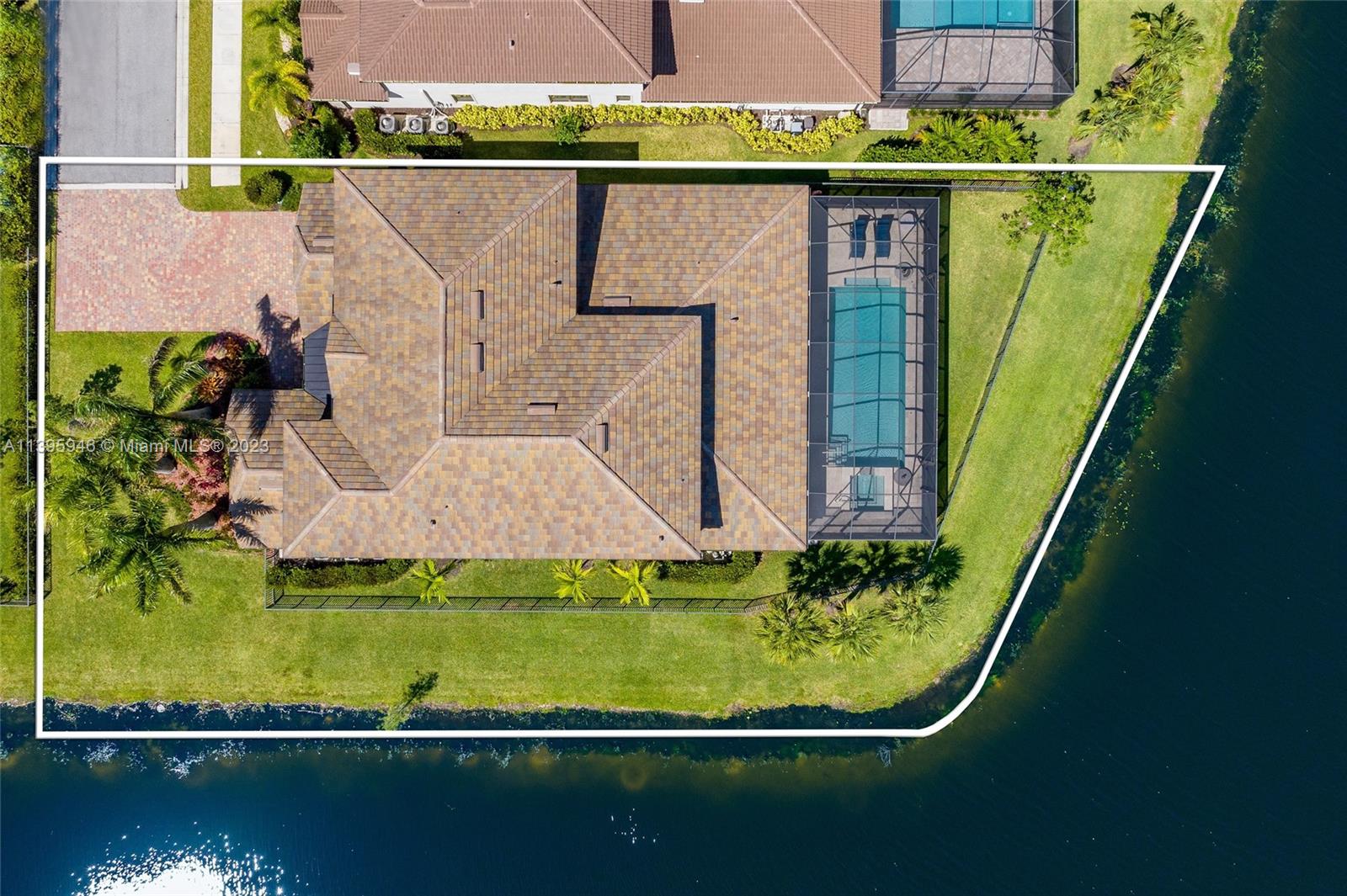 SONOMA ISLES - Residential