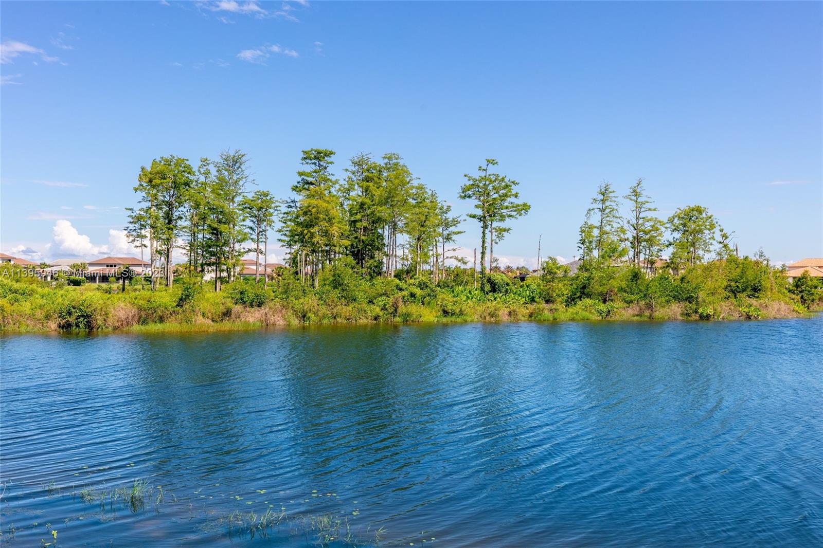 SONOMA ISLES - Residential