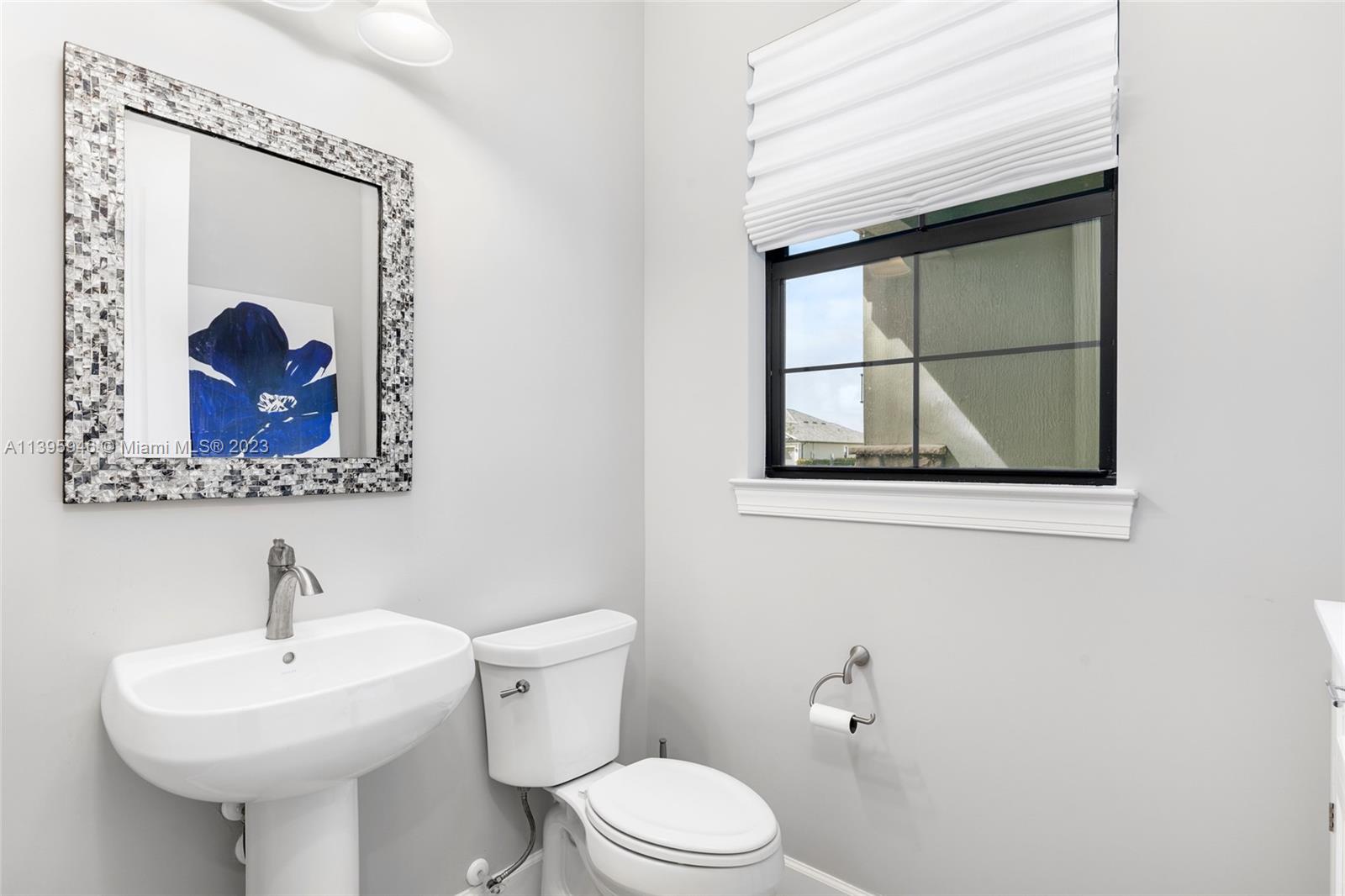 SONOMA ISLES - Residential