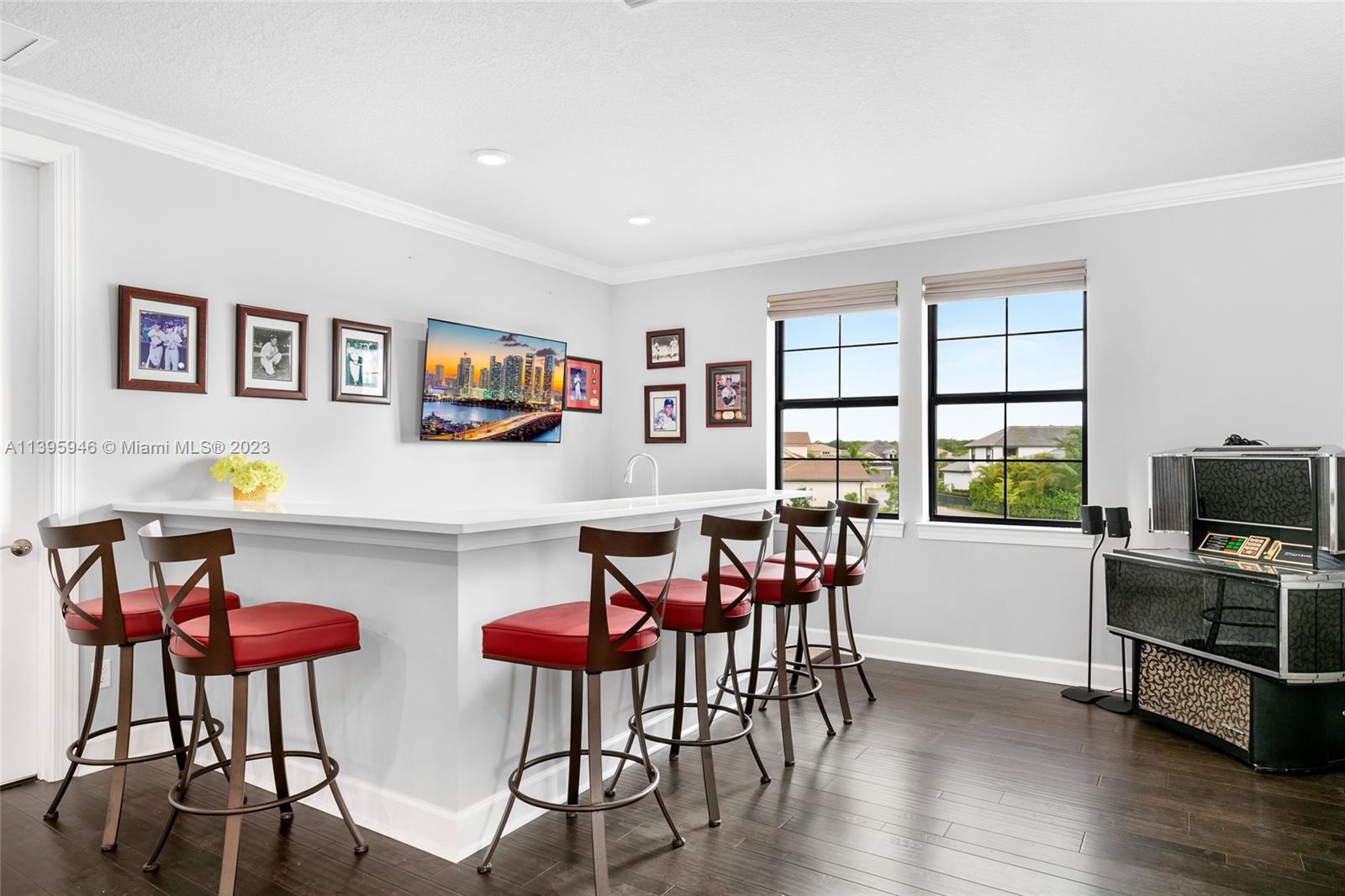 SONOMA ISLES - Residential