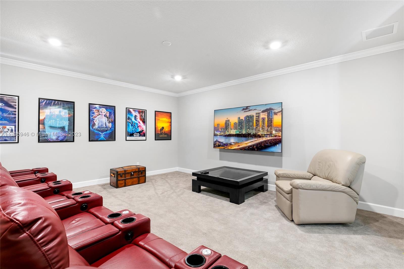 SONOMA ISLES - Residential