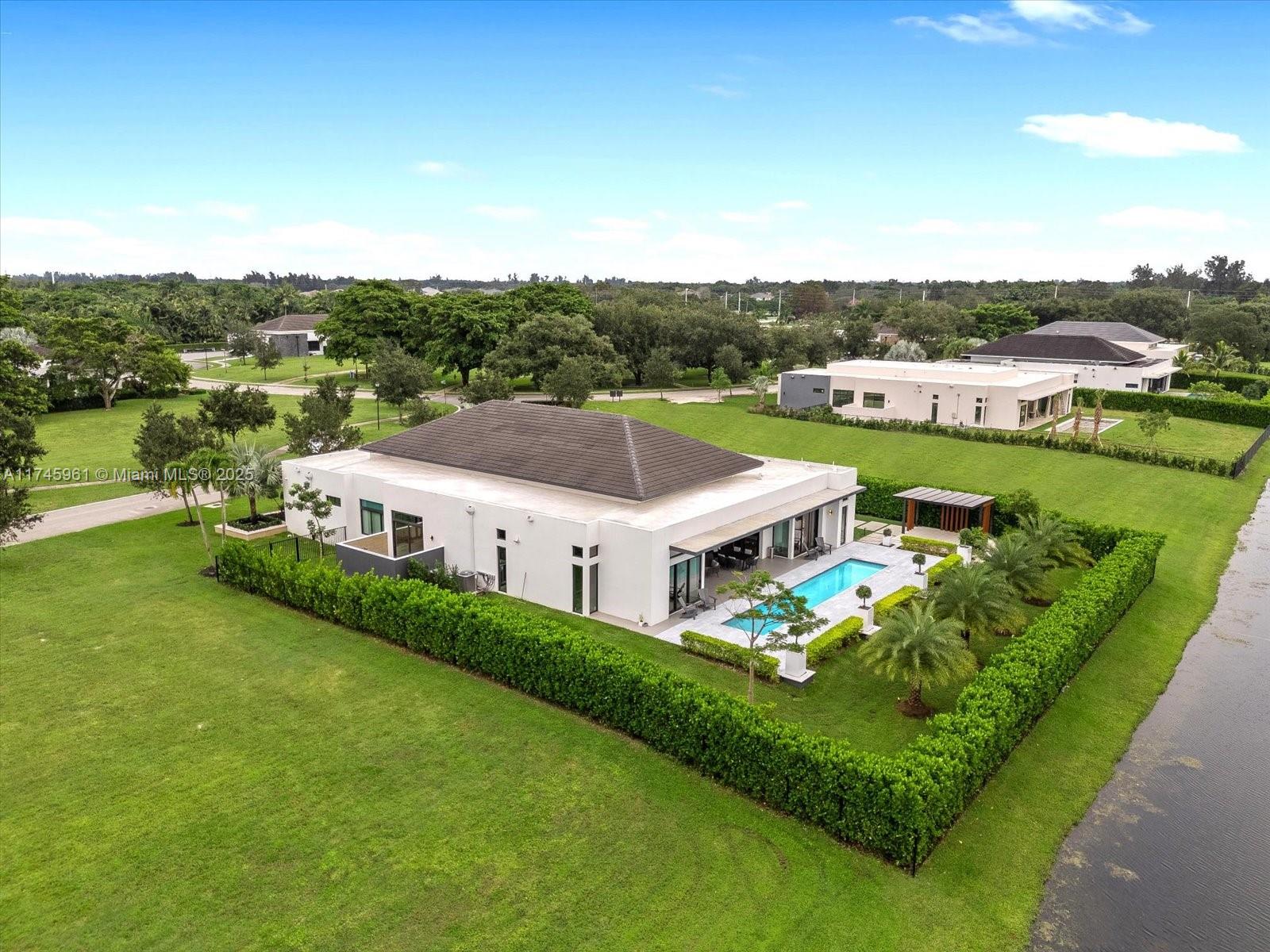 OAK PARK - Residential