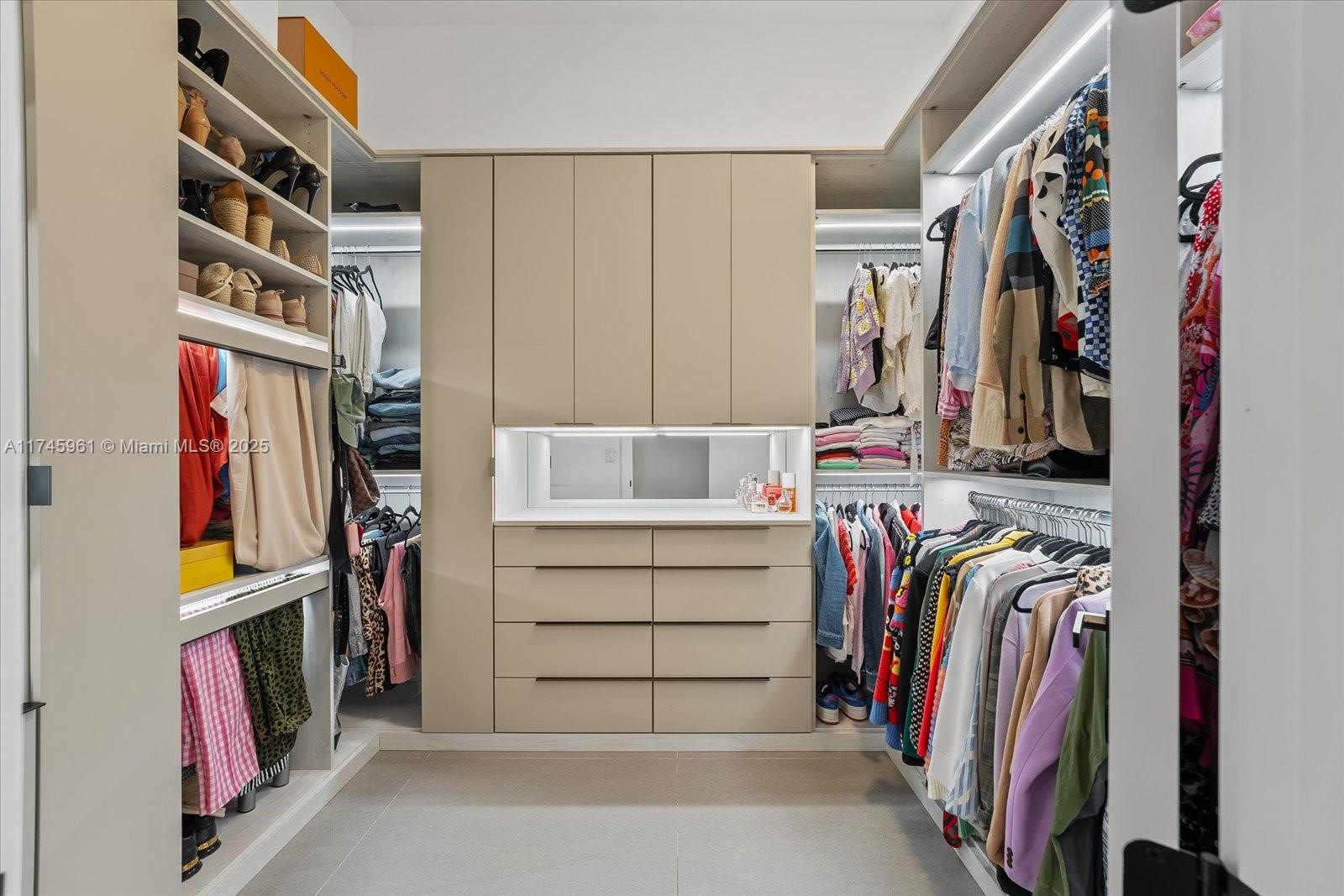 OAK PARK - Residential