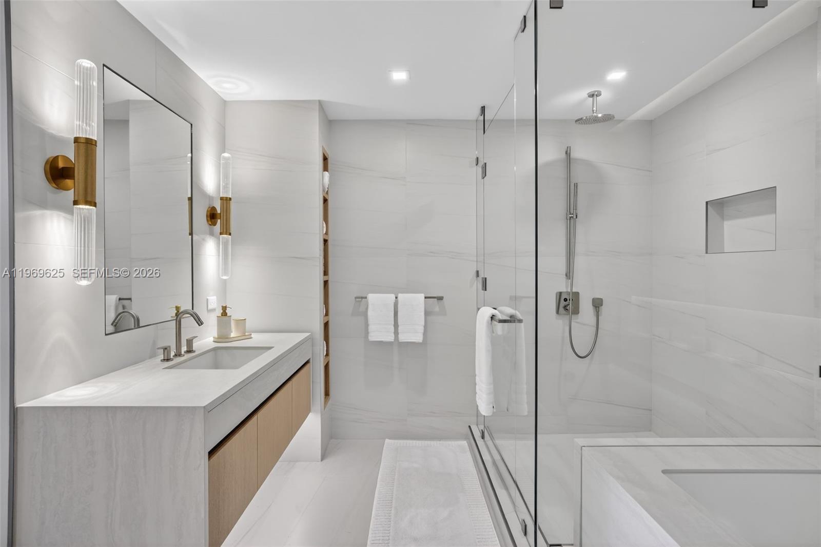 Casamar - Residential Lease