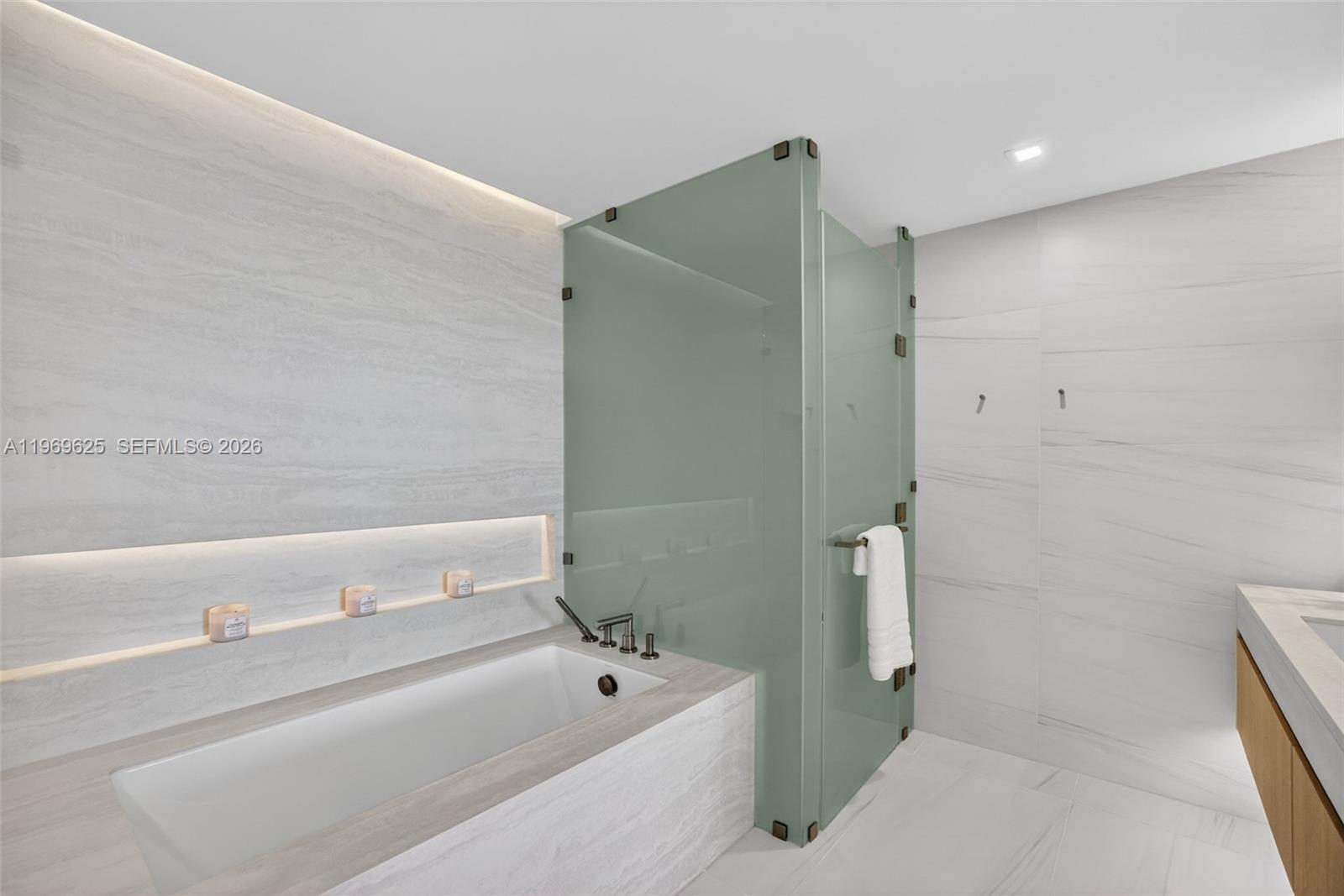 Casamar - Residential Lease