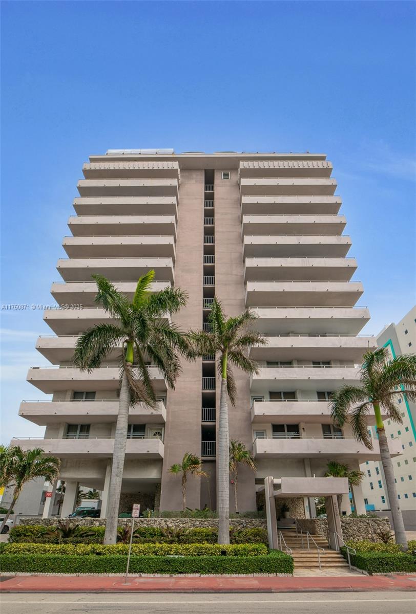 Rental Property at 9225 Collins Ave 404, Surfside, Miami-Dade County, Florida - Bedrooms: 1 
Bathrooms: 2  - $2,750 MO.