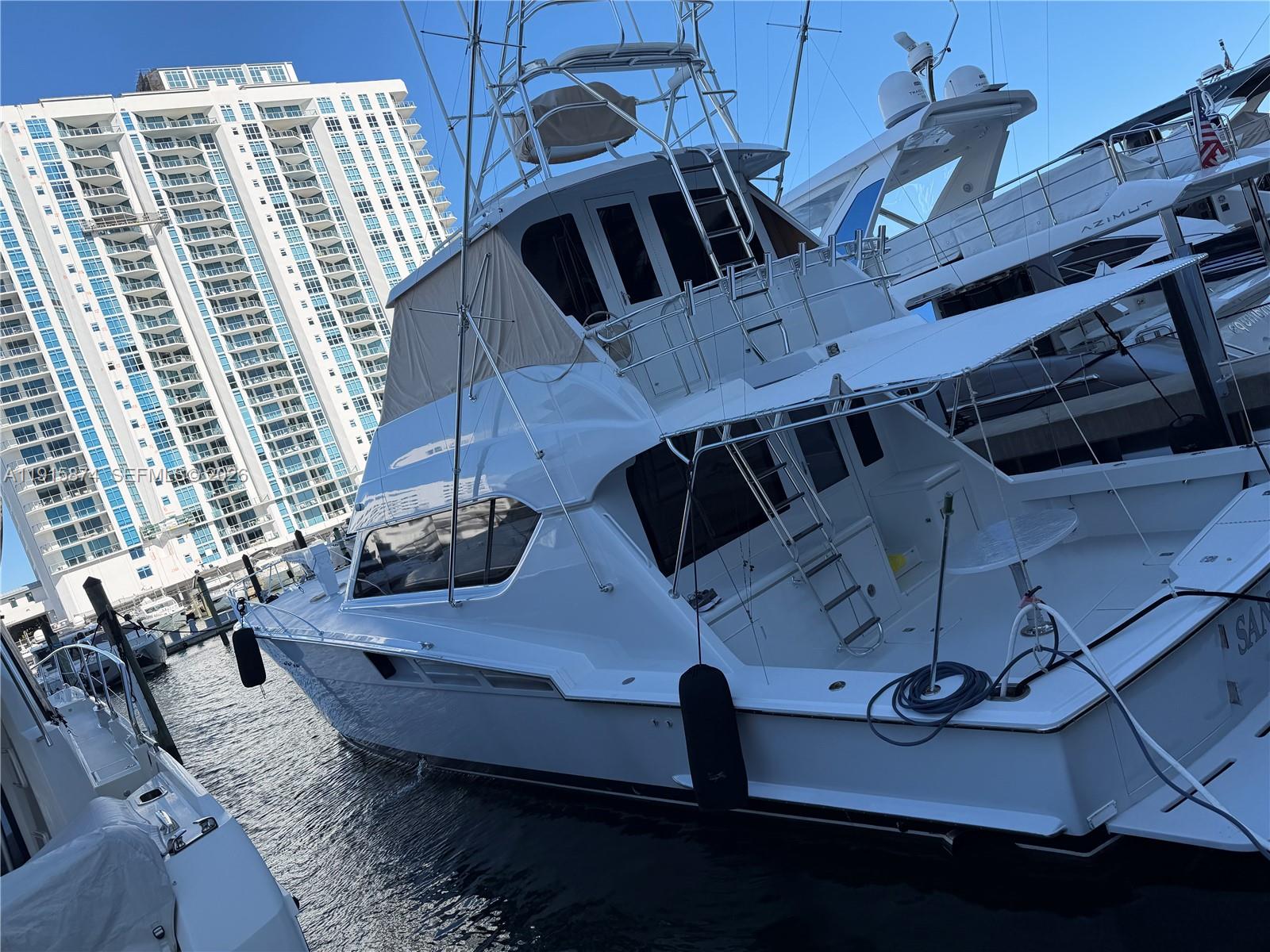 MARINA PALMS RESIDENCES S - Residential