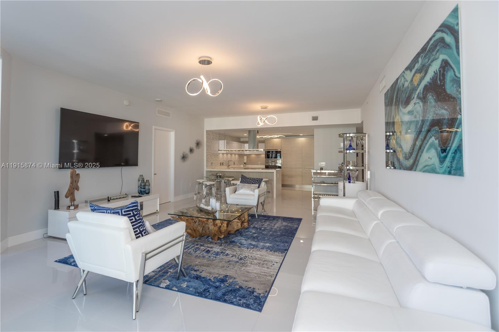 MARINA PALMS RESIDENCES S - Residential