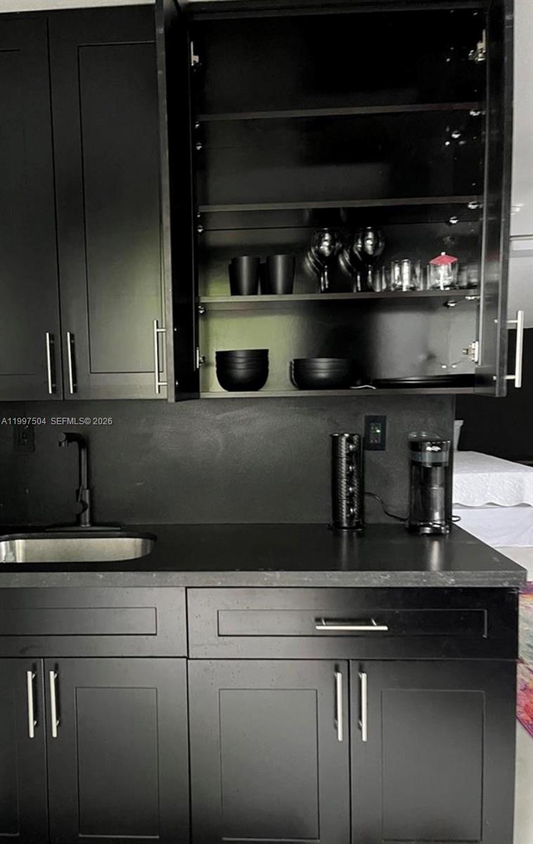 ORCHARD VILLA TRACK ADDN - Residential Income