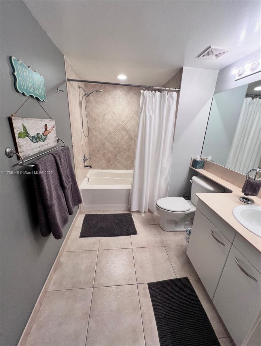 2080 OCEAN DRIVE CONDO - Residential Lease