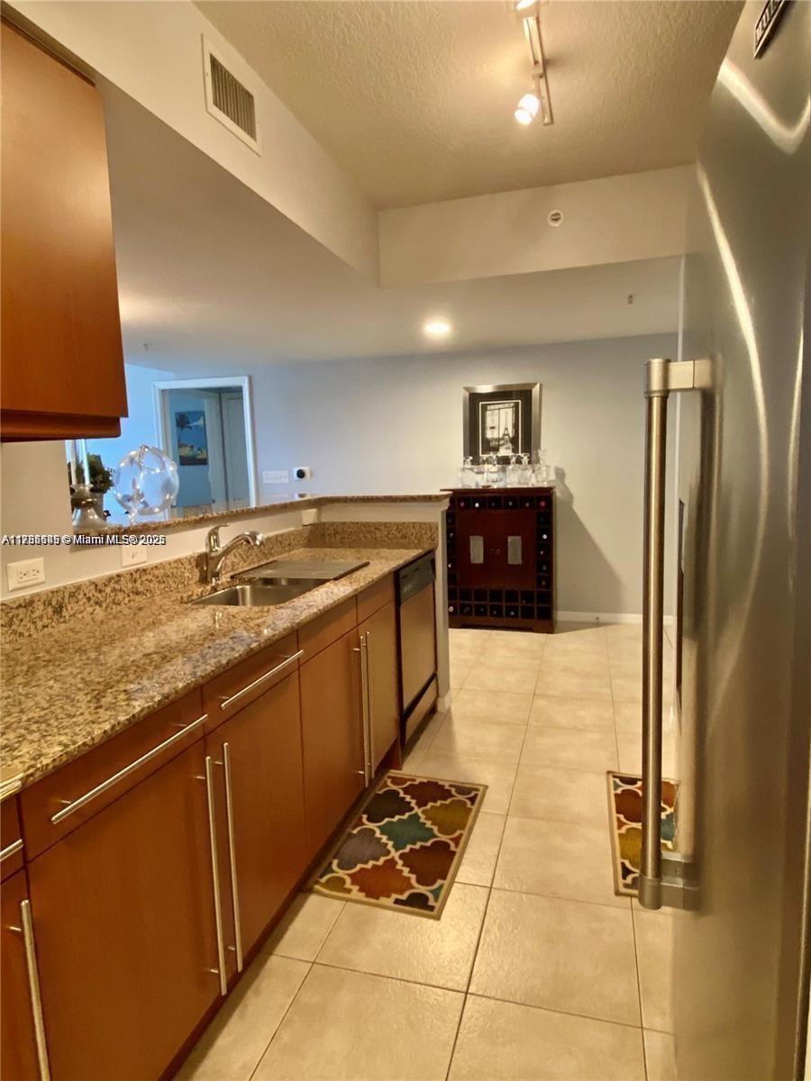 2080 OCEAN DRIVE CONDO - Residential Lease