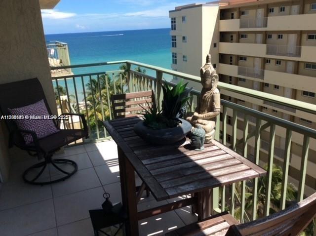2080 OCEAN DRIVE CONDO - Residential Lease