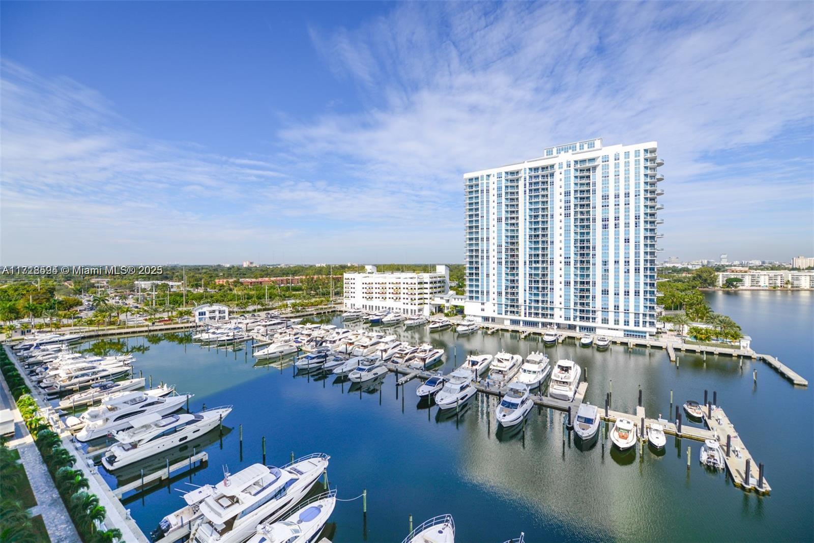 THE RESERVE MARINA PALMS - Residential