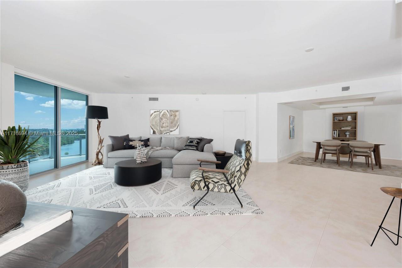 THE RESERVE MARINA PALMS - Residential