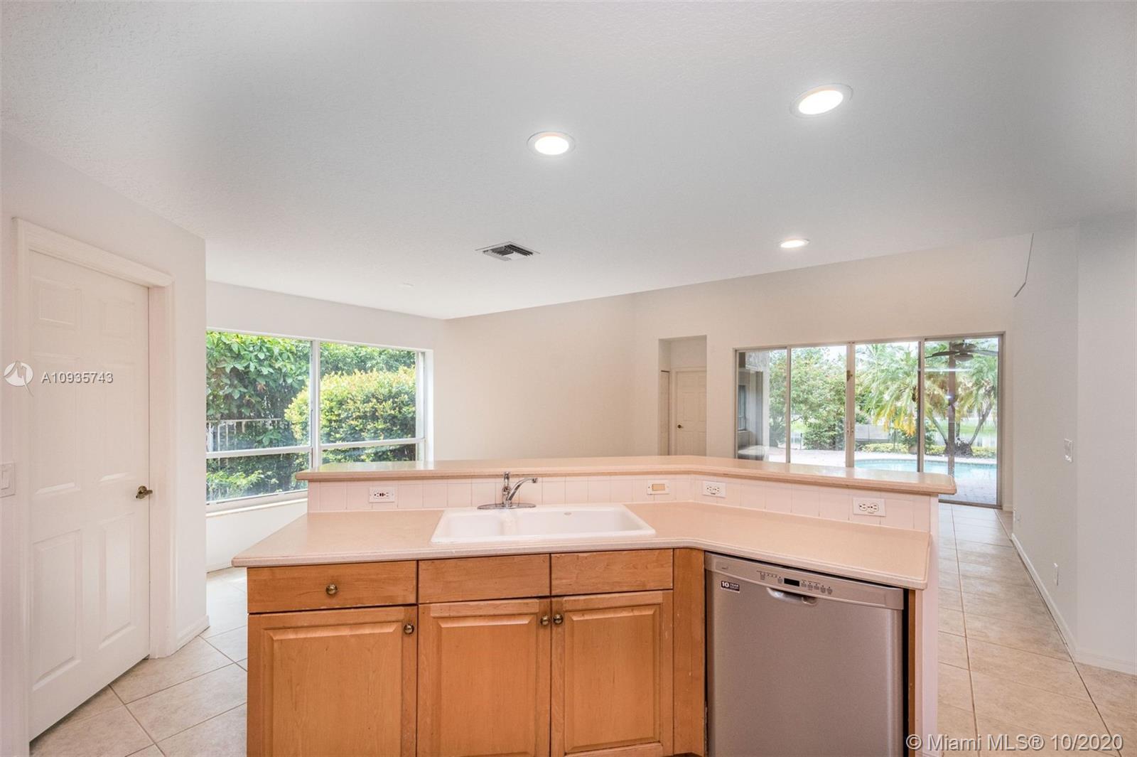 CORAL CREEK REPLAT 3 - Residential