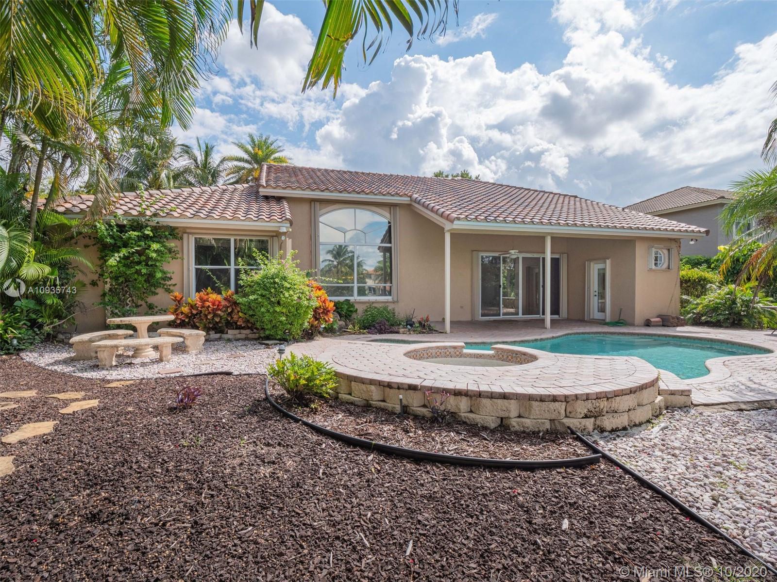 CORAL CREEK REPLAT 3 - Residential