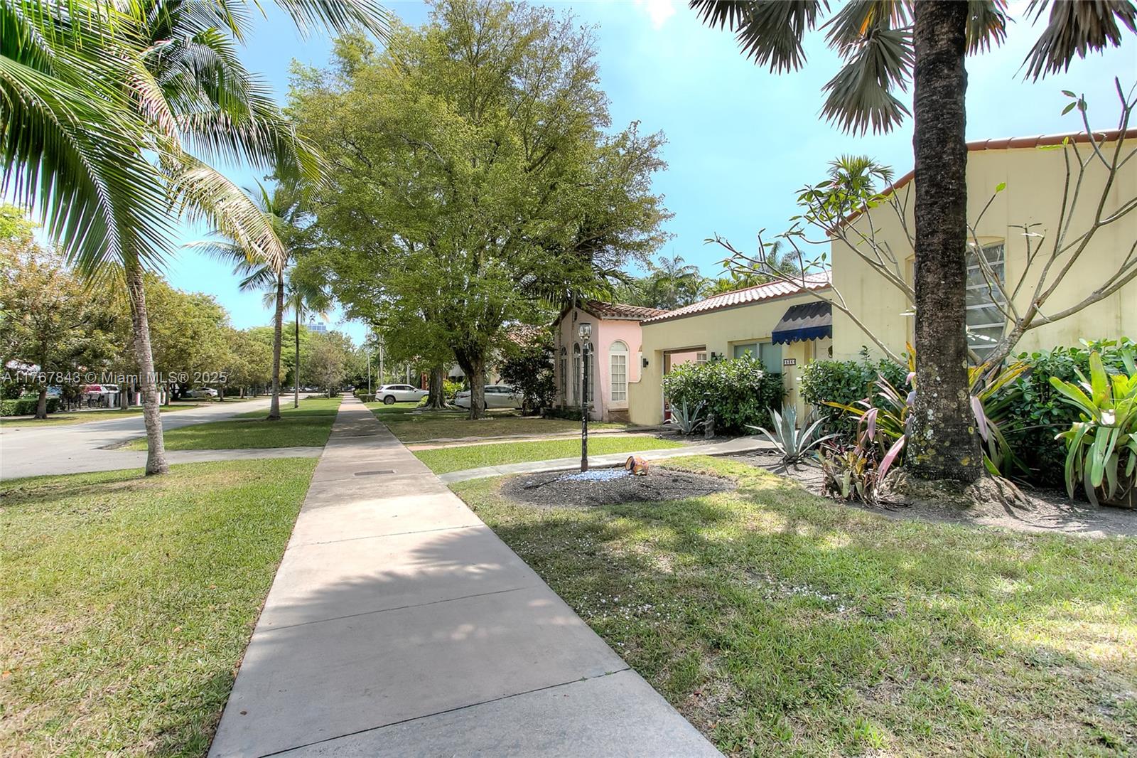 Rental Property at 536 Altara Ave 536, Coral Gables, Broward County, Florida - Bathrooms: 1  - $1,850 MO.