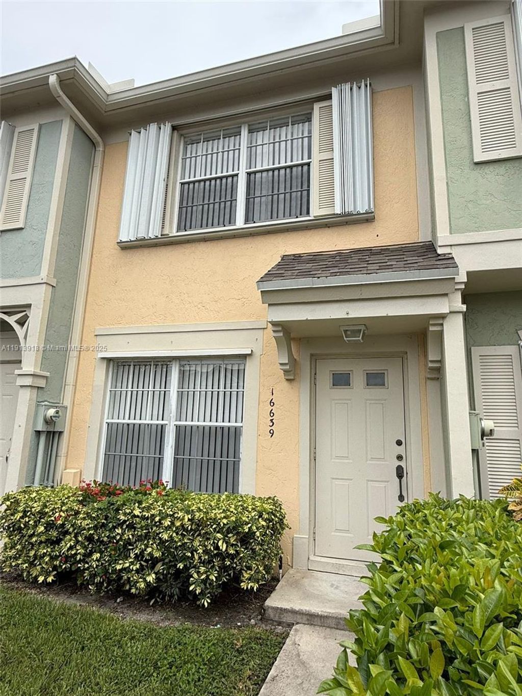 Photo of 16639 Hemingway Dr #16639, Weston, FL 33326 (MLS # A11913918)