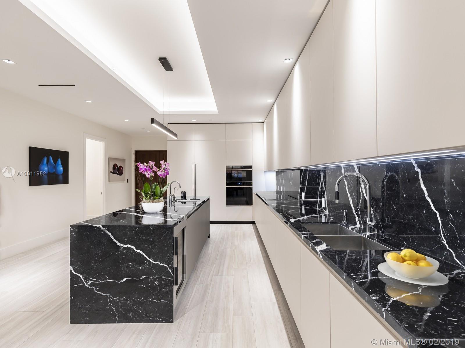 5000 BAYVIEW AT FISHER IS - Residential