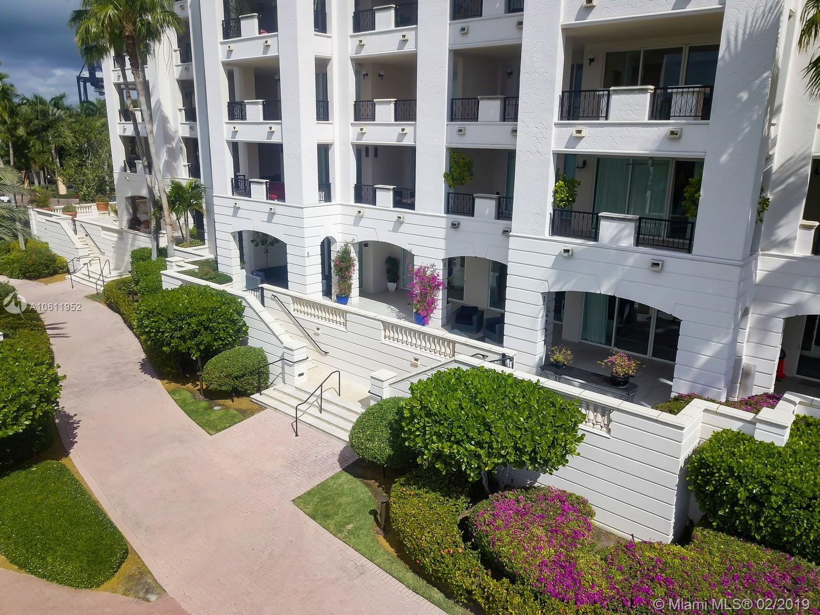 5000 BAYVIEW AT FISHER IS - Residential