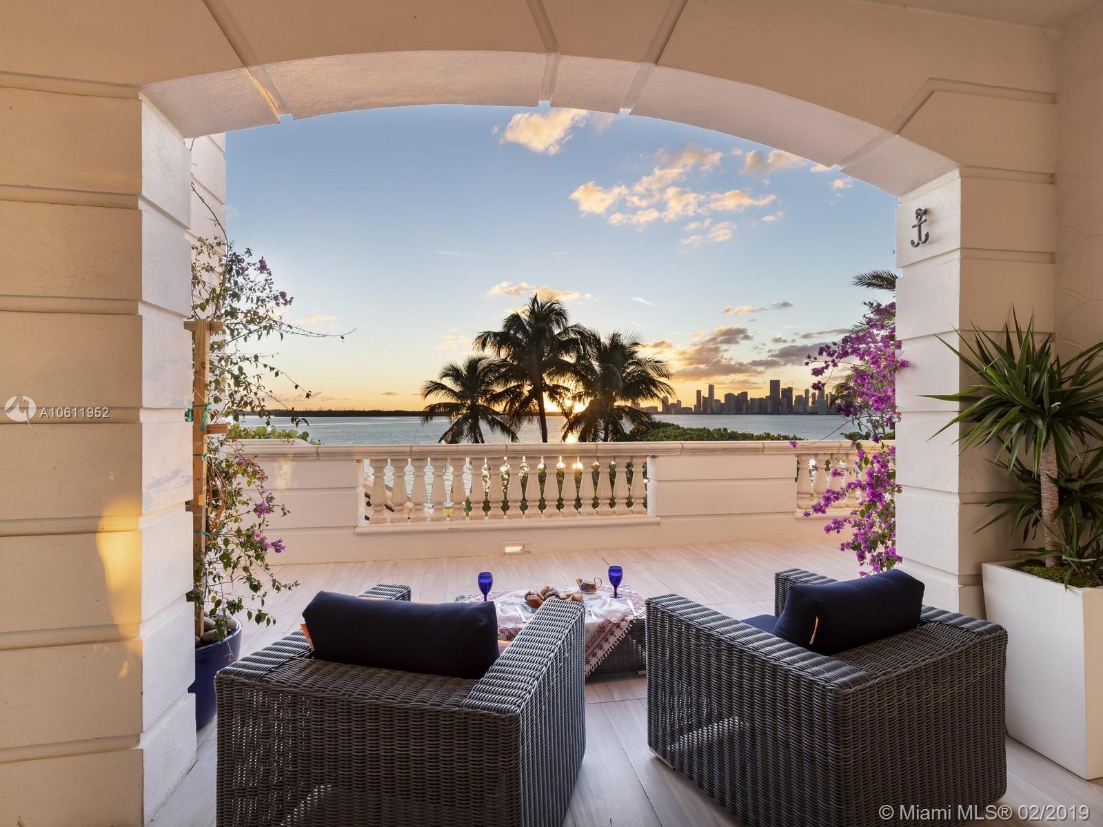 5000 BAYVIEW AT FISHER IS - Residential