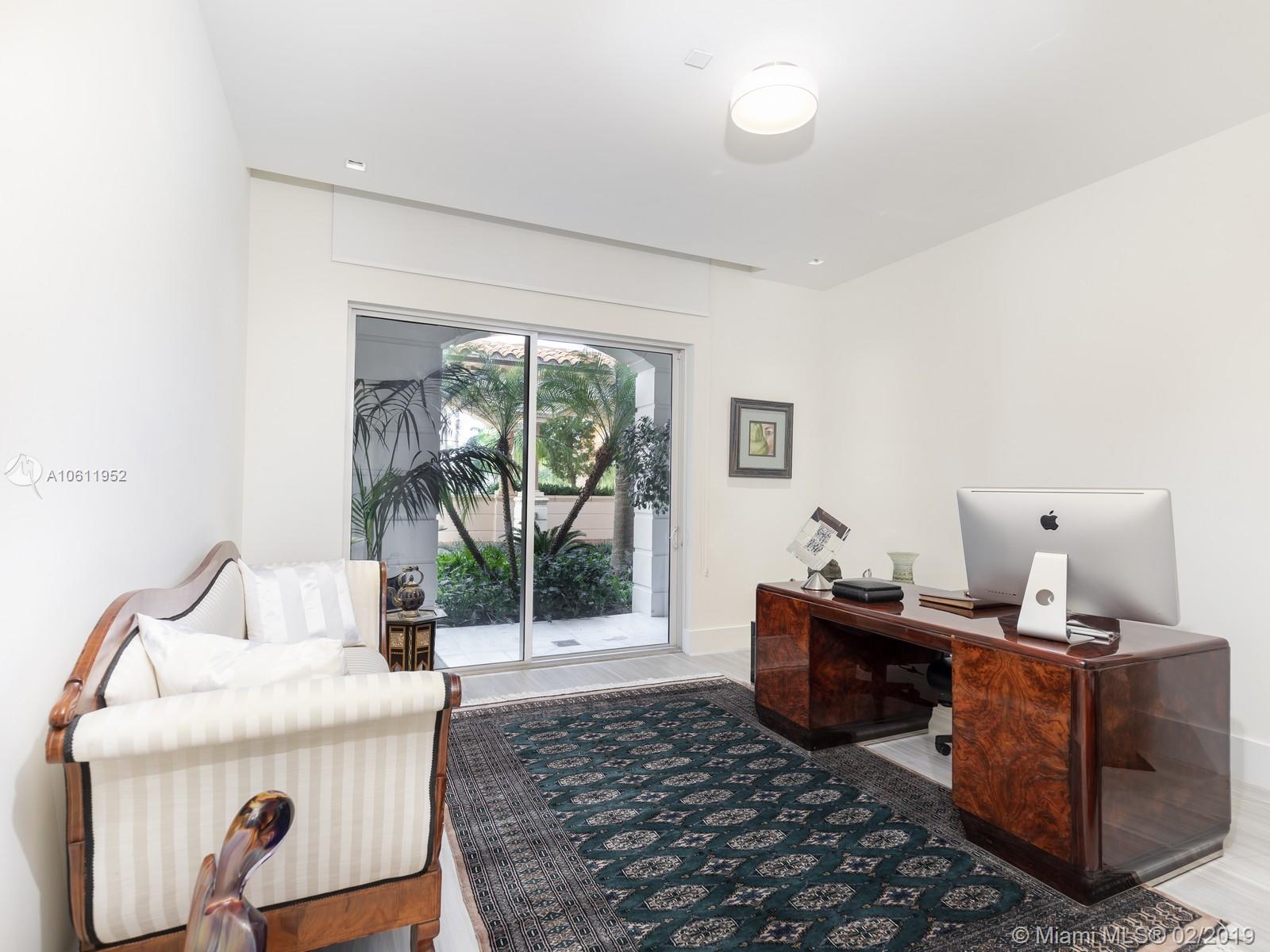 5000 BAYVIEW AT FISHER IS - Residential