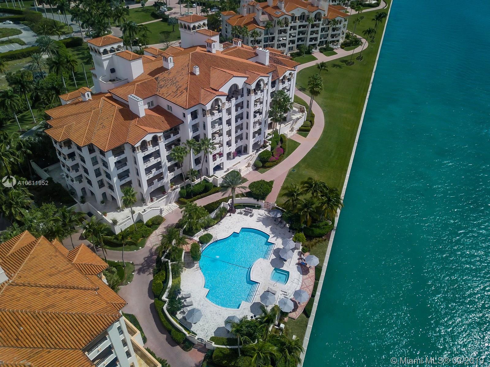 5000 BAYVIEW AT FISHER IS - Residential