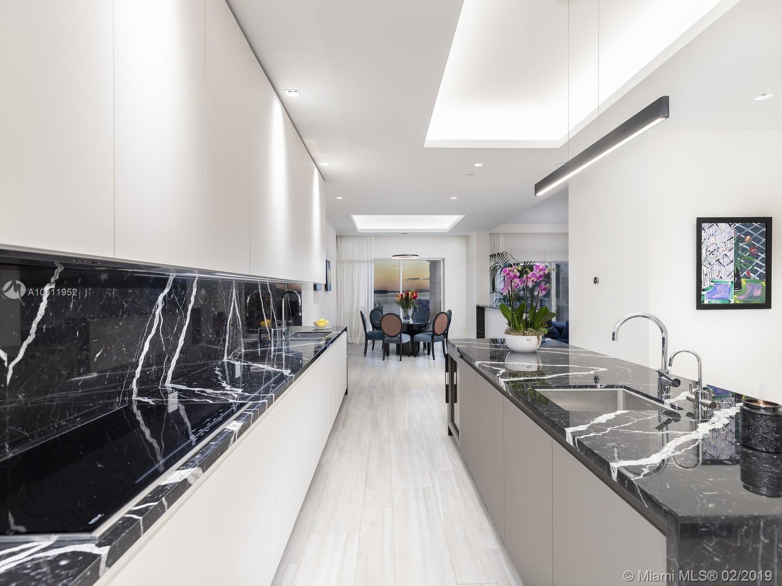 5000 BAYVIEW AT FISHER IS - Residential