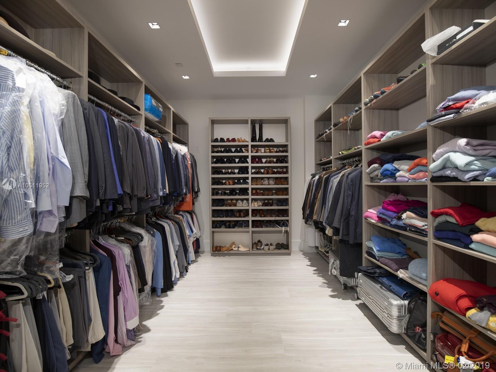 5000 BAYVIEW AT FISHER IS - Residential